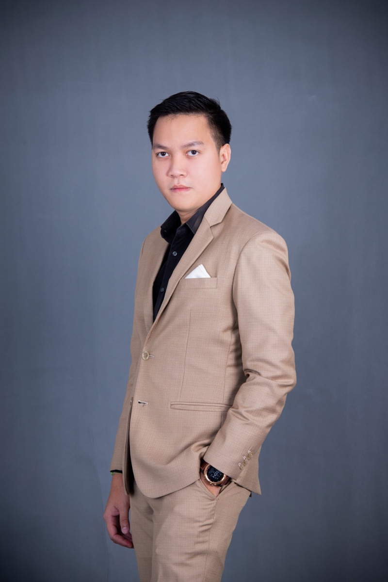ธชรัฐ เดชนาเกร็ด ตัวแทนประกันชีวิต บริษัท เอไอเอ จำกัด